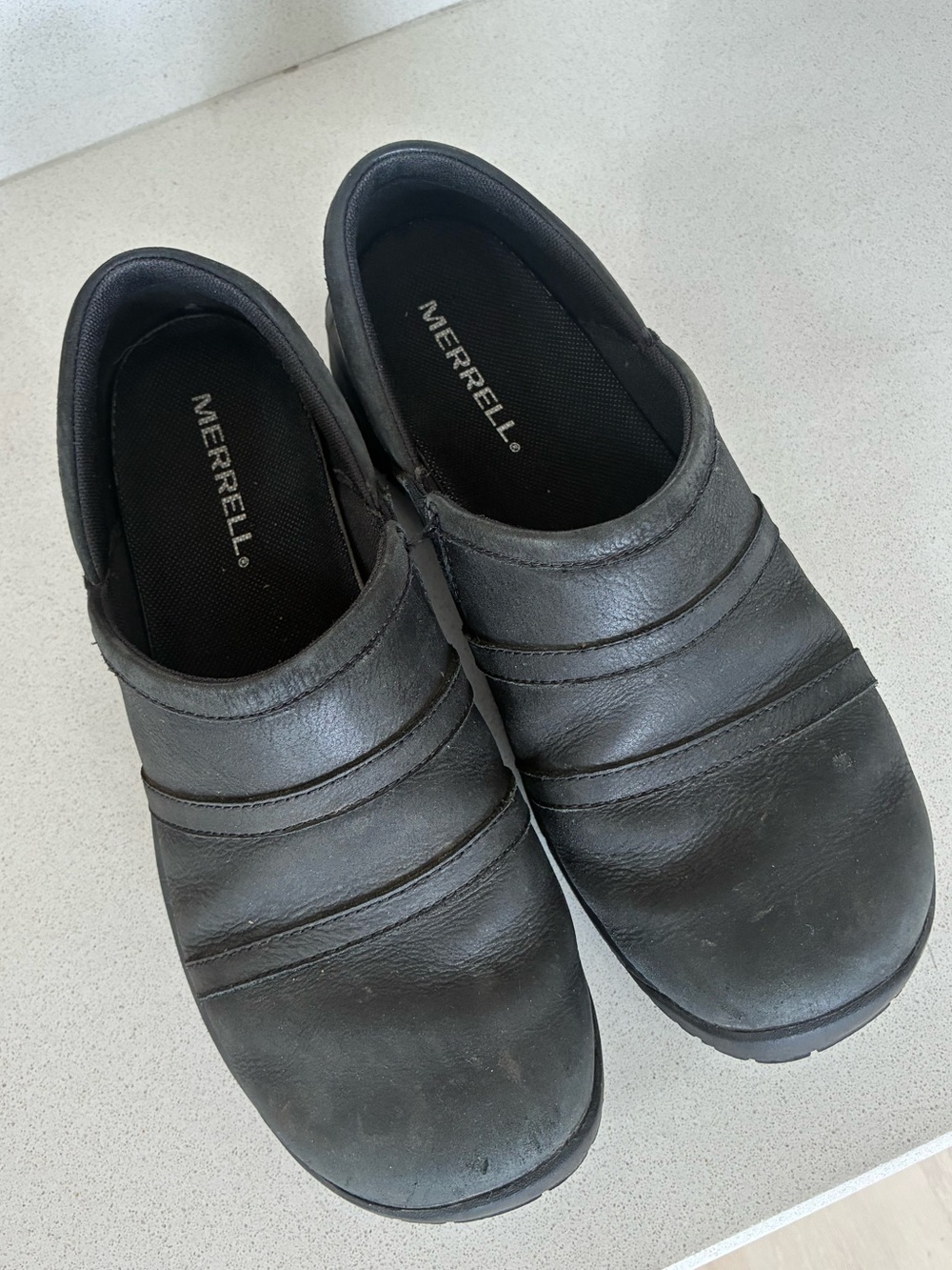 Merrell Women’sSlip-On Leather Shoes Black
